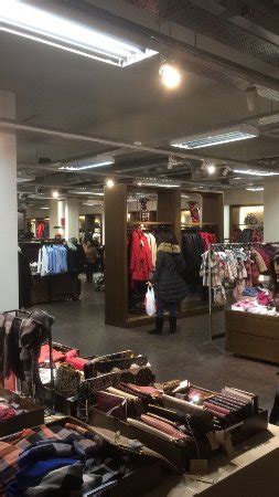 burberry outlet london e9 6lp uk|burberry factory outlet london.